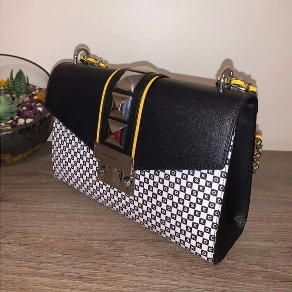 NWT MK New York City Rose Medium Flap Should - Picture 3 of 11